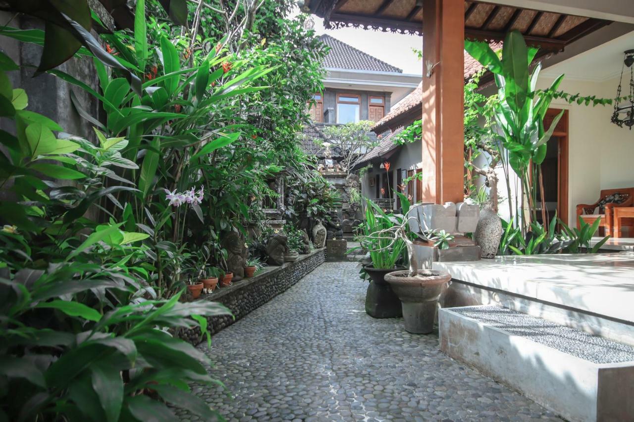 Satya House Ubud Exterior foto